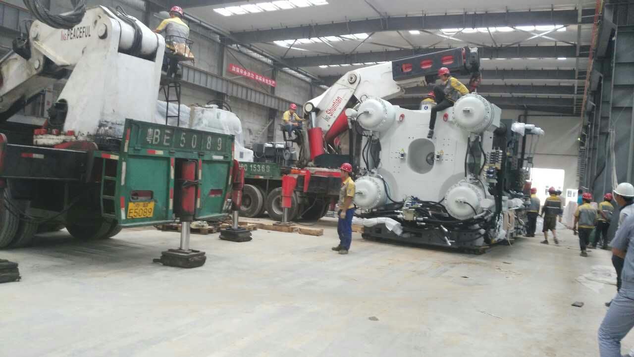 注塑机作业 (27)