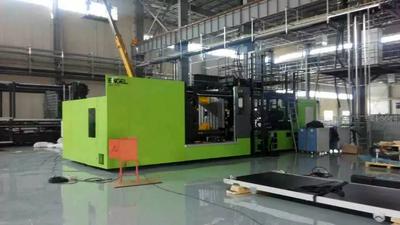 注塑机作业 (41)