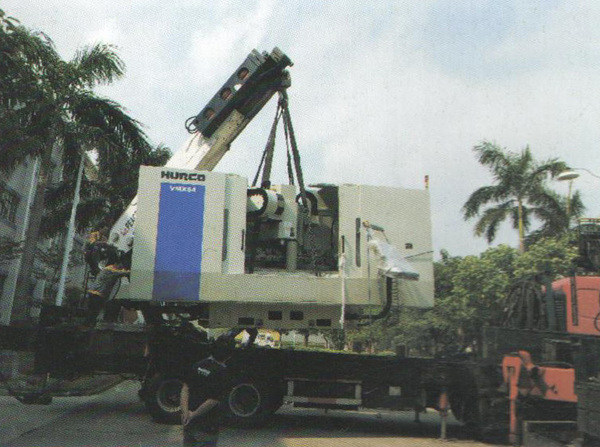 HURCO加工中心随车吊装车